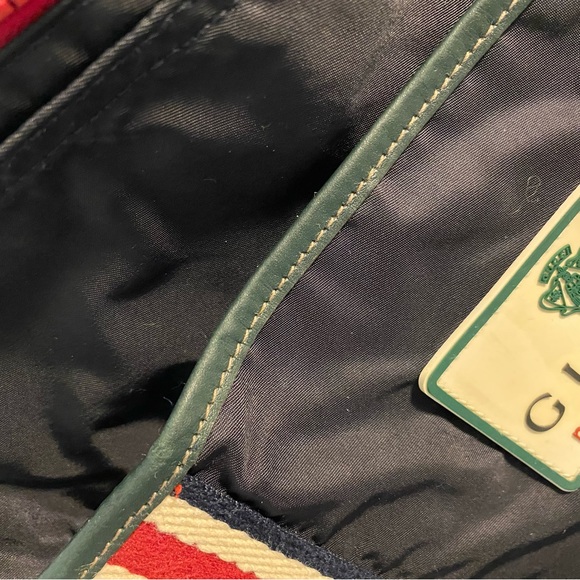 Vintage Gucci, navy canvas. Limited edition. Great for any day bag. - Picture 4 of 8